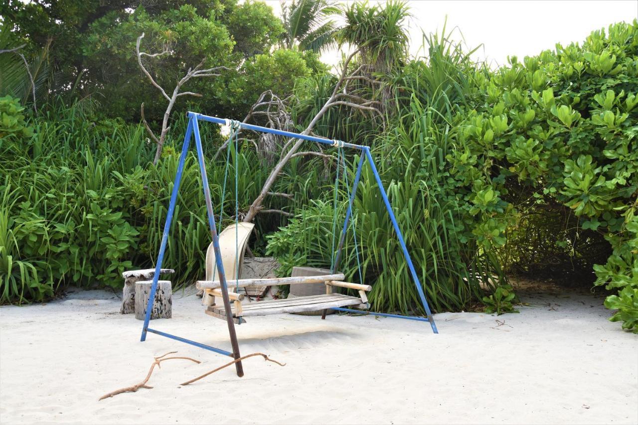 Kuri Beach View Inn Omadhoo Exteriör bild